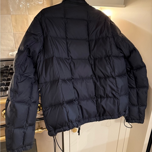 Burberry Men's Dark Blue Puffer Jacket - Picture 7 of 7